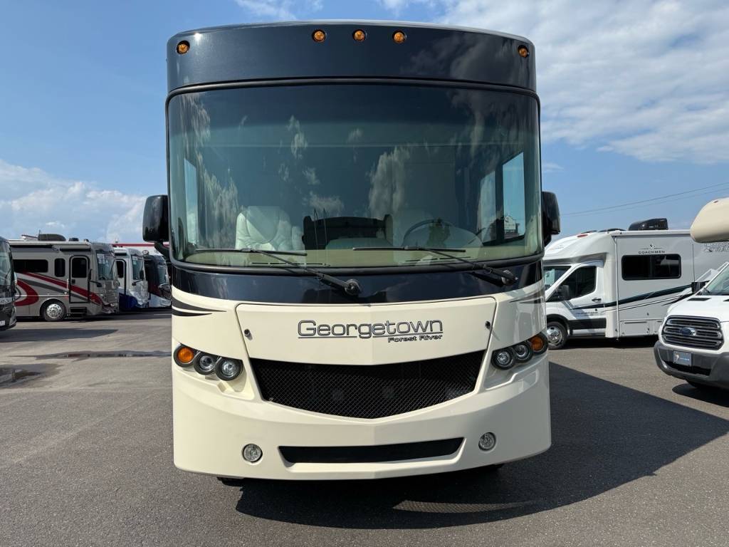 Forest River Georgetown 328TS ESSENCE 2015 à vendre