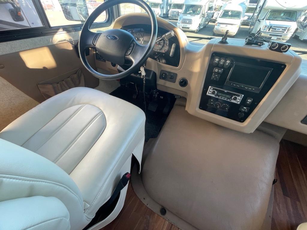 Forest River Georgetown 328TS ESSENCE 2015 à vendre