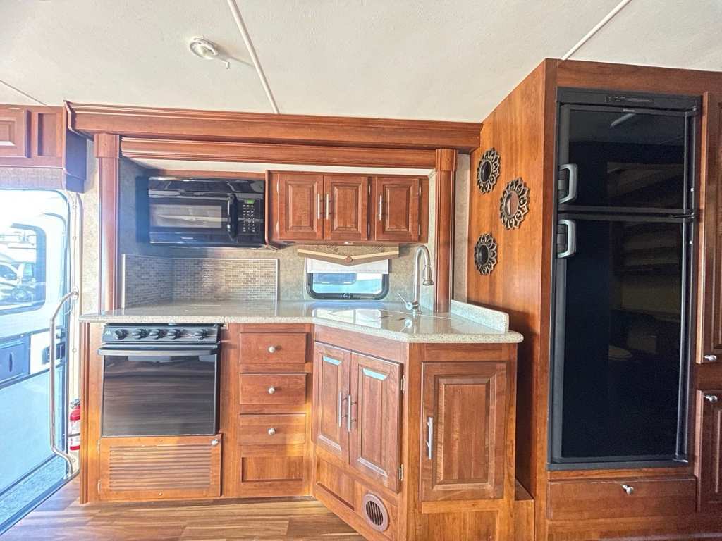 Forest River Georgetown 328TS ESSENCE 2015 à vendre