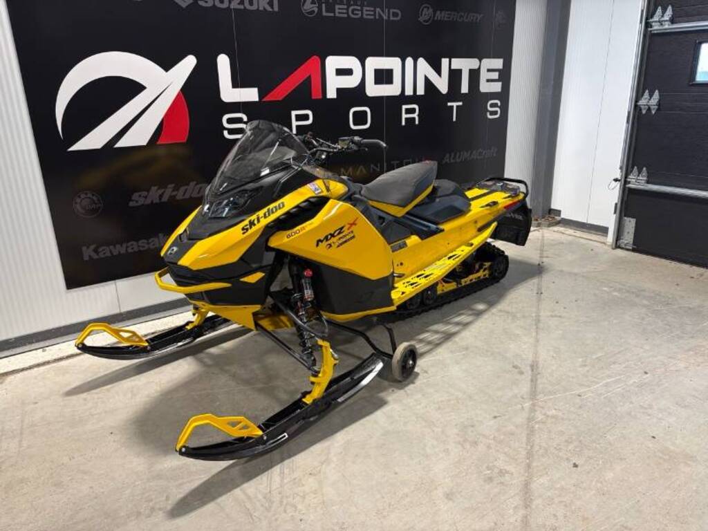 Ski-Doo MXZ X 137 600R E-TEC Ice Ripper XT 1.25'' E.S. 2024