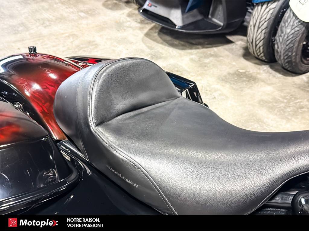 Harley-Davidson ROADKING FLHPI CUSTOM PAINT 2002 à vendre