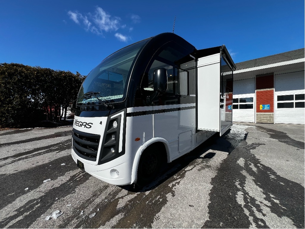 Thor Motor Coach Vegas 2026 à vendre