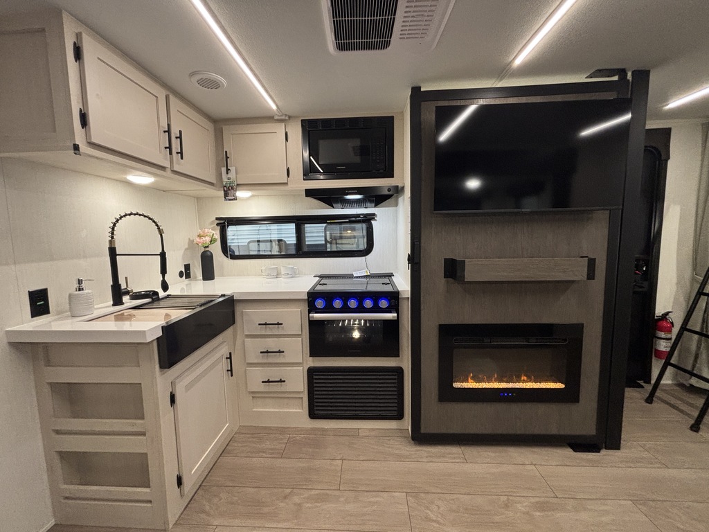 Alpha Wolf 24TRUNK 2026 à vendre