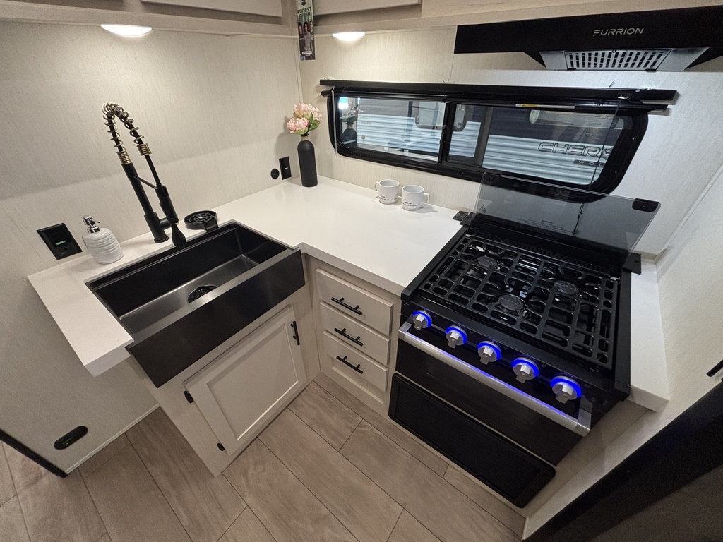 Alpha Wolf 24TRUNK 2026 à vendre