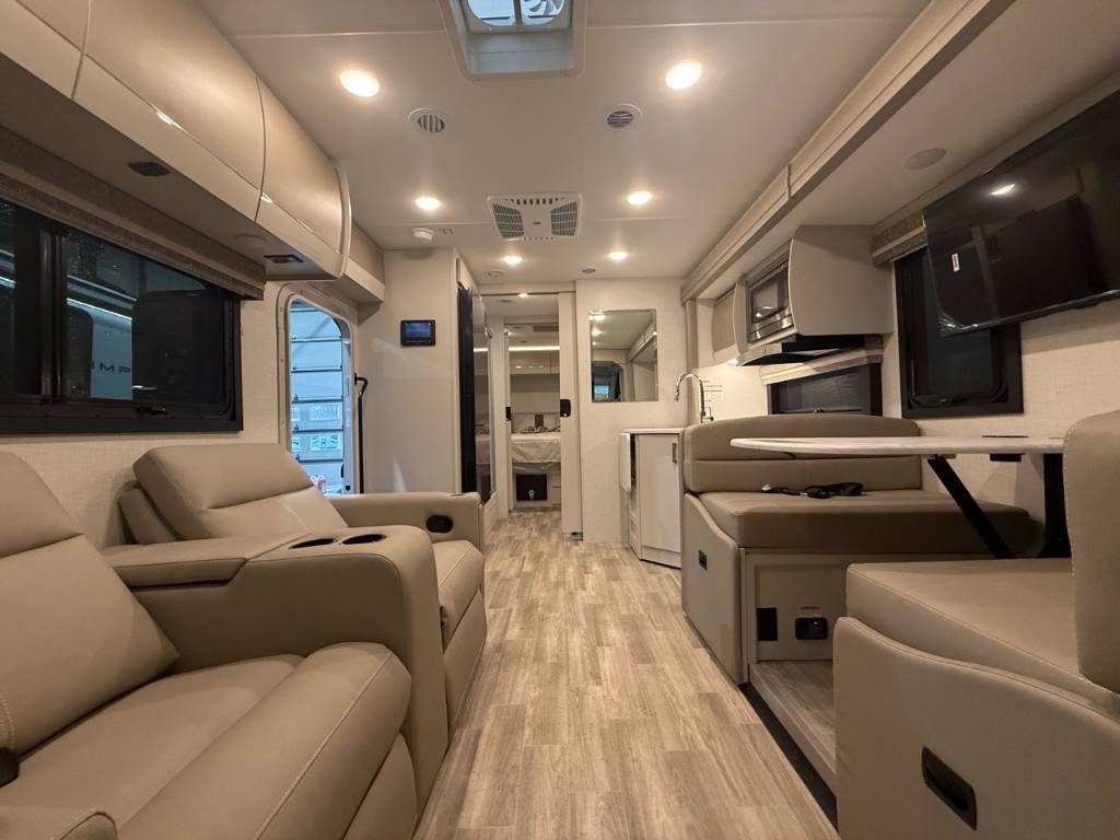 Thor Motor Coach 28.1 Essence 2026 à vendre