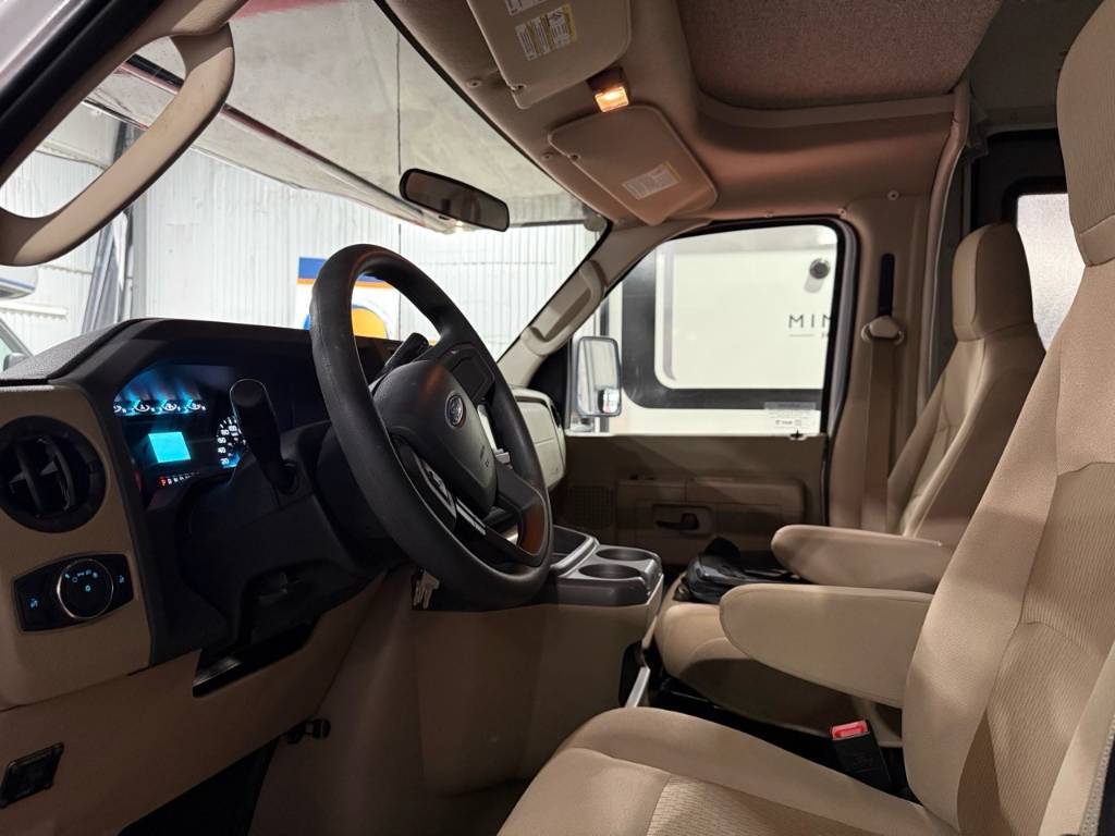 Thor Motor Coach Echelon LZ25 Essence 2026 à vendre