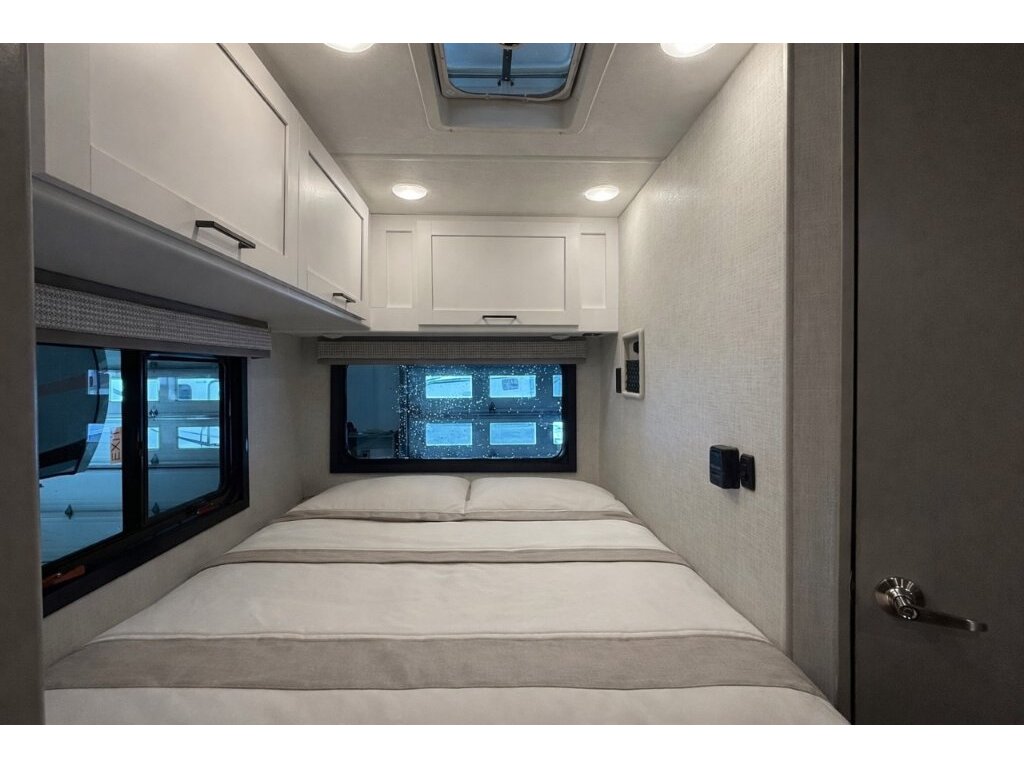 Thor Motor Coach Echelon LC21 Essence 2026 à vendre