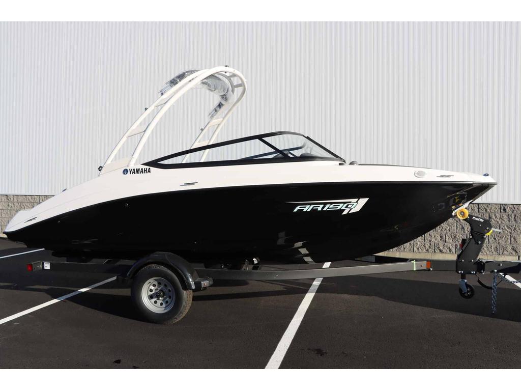 Yamaha AR190 NOIR 2025