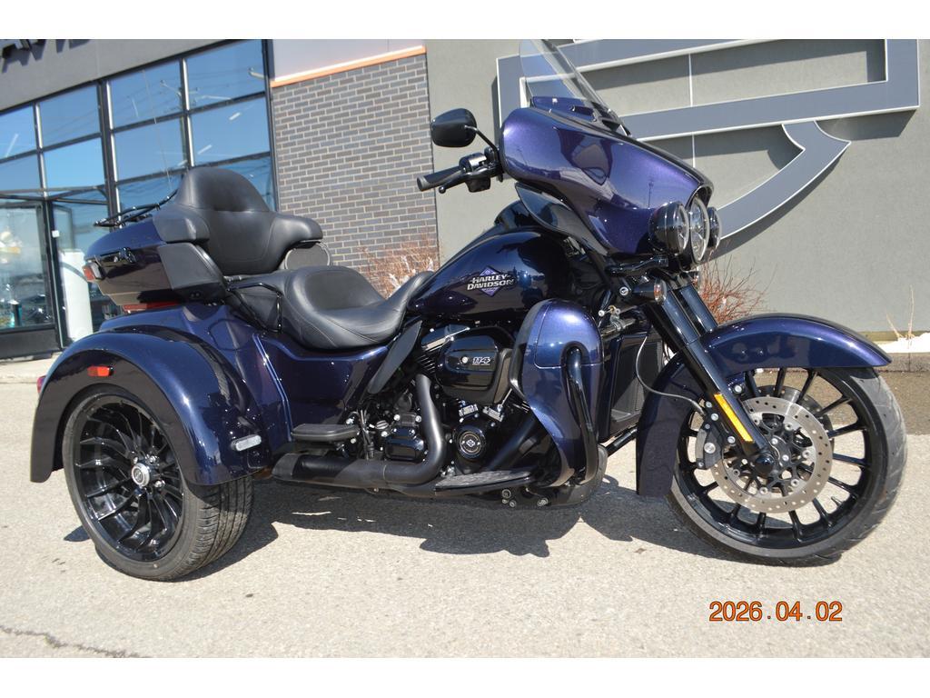 Harley-Davidson FLHTCUTG Tri Glide Ultra 2025