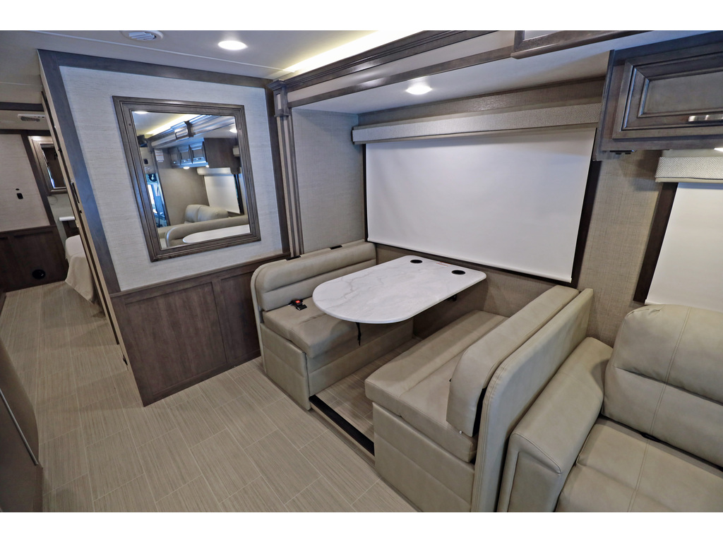 Entegra Coach Vision XL 2023 à vendre