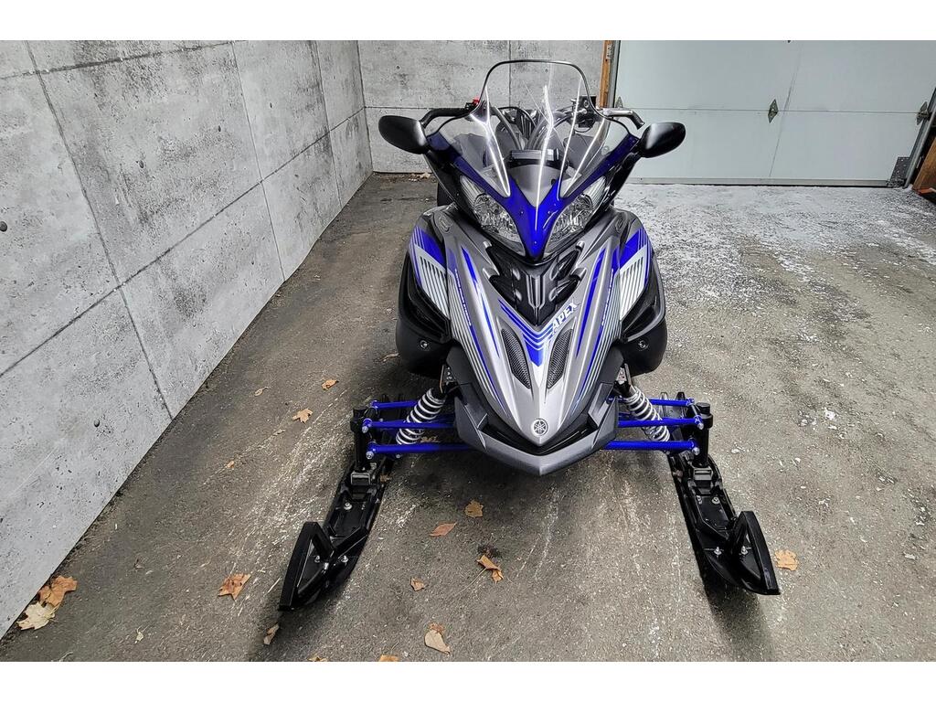 Yamaha Apex Power Steering EPS 129 pouces 2016 à vendre