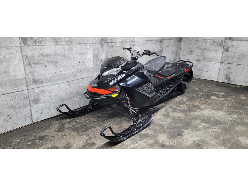 Ski-Doo Renegade 850 X-RS 137'' 2018 à vendre